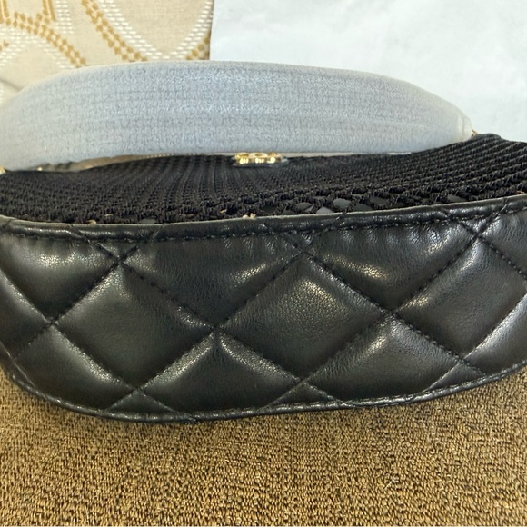 Chanel Black and Gold Mesh Half Moon Shoulder Bag NWT - Picture 7 of 8